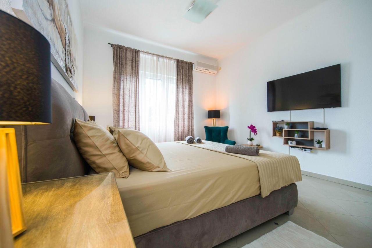 Apartment Alice Central Luxe Split Zewnętrze zdjęcie